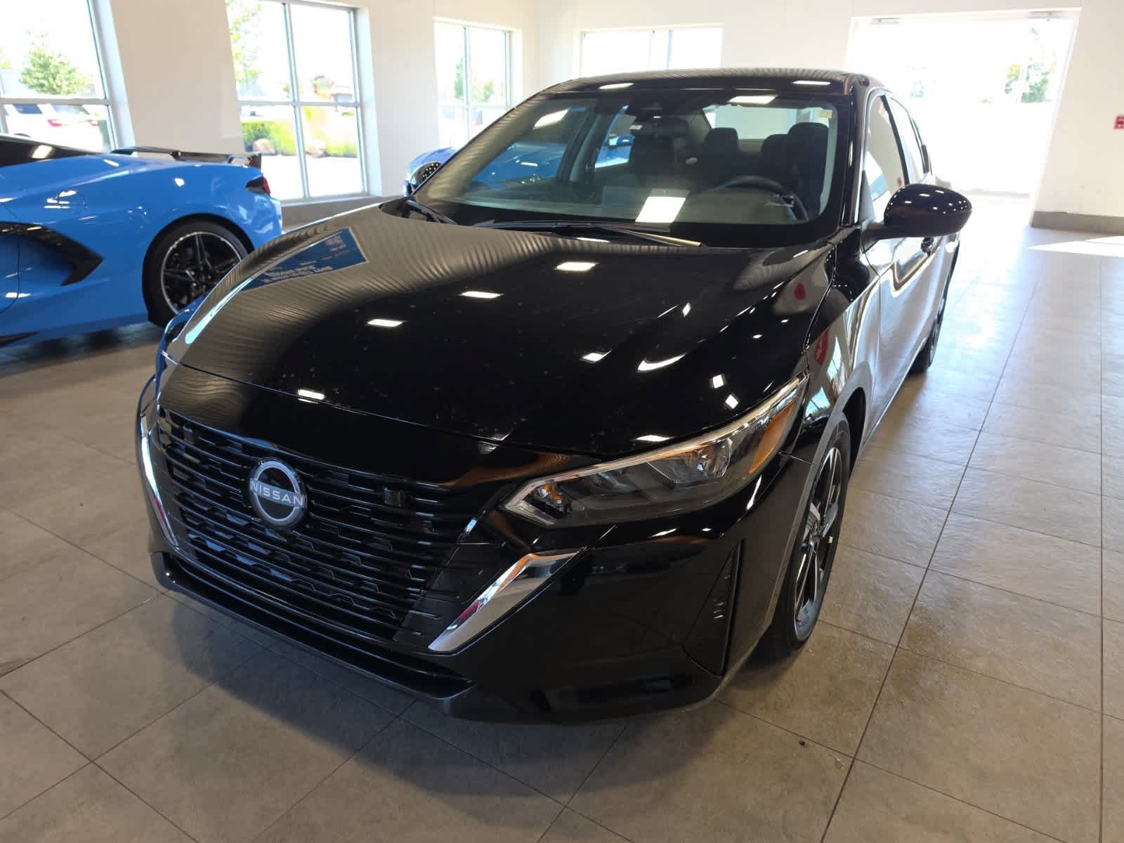 Used 2025 Nissan Sentra SV FWD image 1