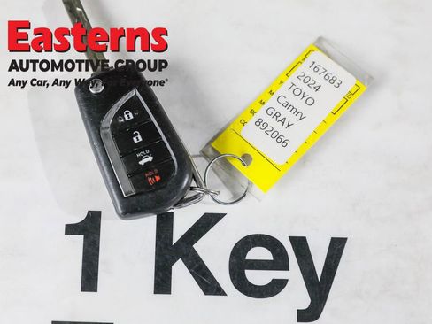 Used 2024 Toyota Camry SE FWD image 25