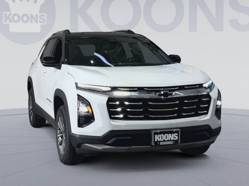 New 2026 Chevrolet Equinox LT image 4