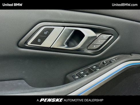 Certified 2023 BMW 330i Sedan w/ Premium Package image 3