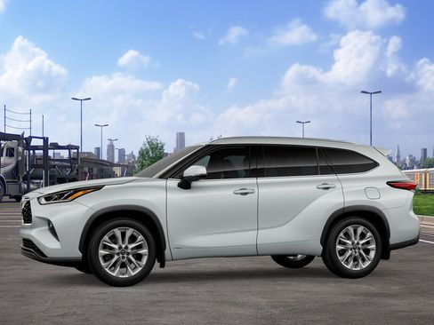 New 2026 Toyota Highlander Limited AWD/4WD image 3