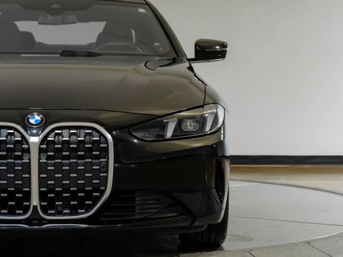 Used 2025 BMW 430i Coupe w/ Premium Package image 39