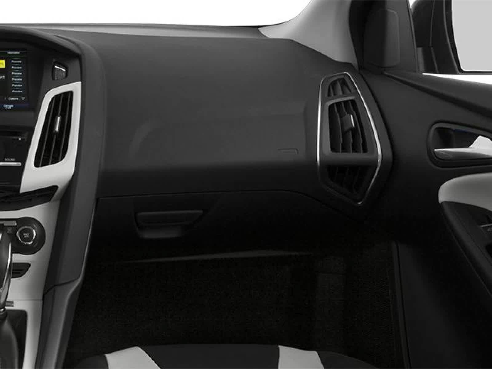 Used 2014 Ford Focus SE FWD image 12