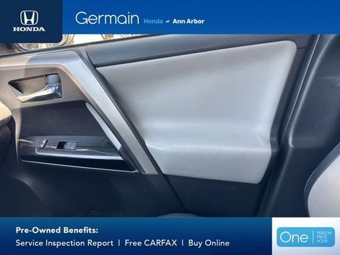 Used 2016 Toyota RAV4 Limited image 31