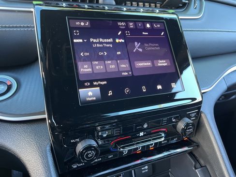 New 2025 Jeep Grand Cherokee L Altitude image 34