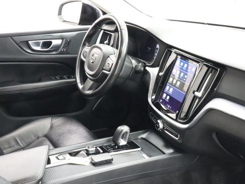 Used 2024 Volvo S60 B5 Core FWD image 28