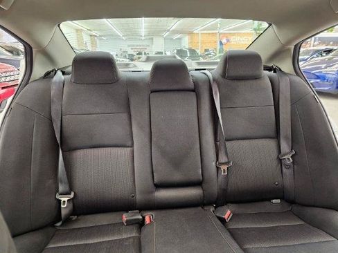 Used 2022 Nissan Altima 2.5 S FWD image 13