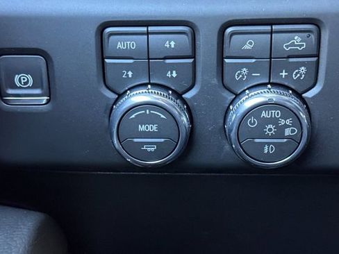 New 2026 GMC Sierra 2500 Denali w/ Denali Reserve Package image 31