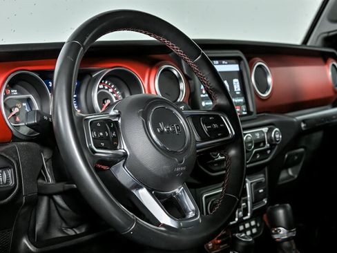 Used 2018 Jeep Wrangler Unlimited Rubicon image 19