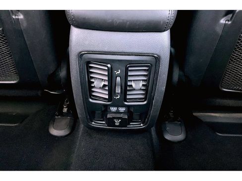 Used 2021 Jeep Grand Cherokee Limited w/ Sun & Sound Group AWD/4WD image 13