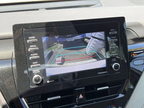 Used 2023 Toyota Camry SE image 16