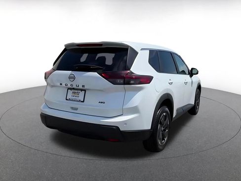 Used 2025 Nissan Rogue SV AWD/4WD image 15