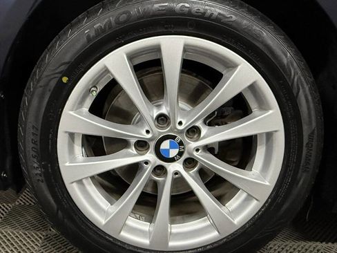 Used 2017 BMW 320i Sedan image 27