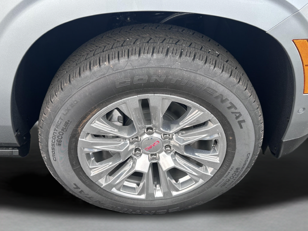 New 2026 GMC Yukon Denali w/ Sun & Power Step Package AWD/4WD image 12