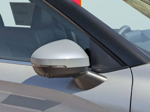 New 2026 Mitsubishi Outlander SE image 12