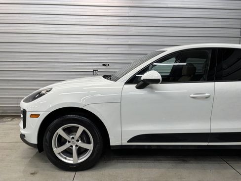 Used 2019 Porsche Macan image 3