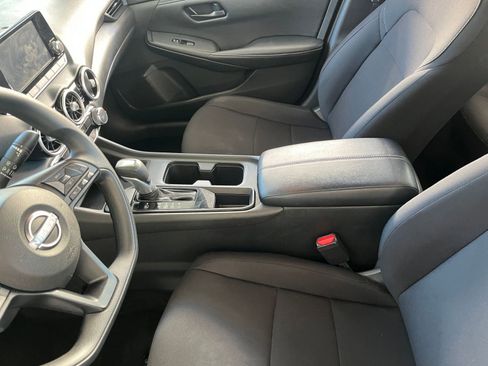 Used 2025 Nissan Sentra S image 39