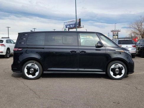 New 2025 Volkswagen ID. Buzz Pro S image 2