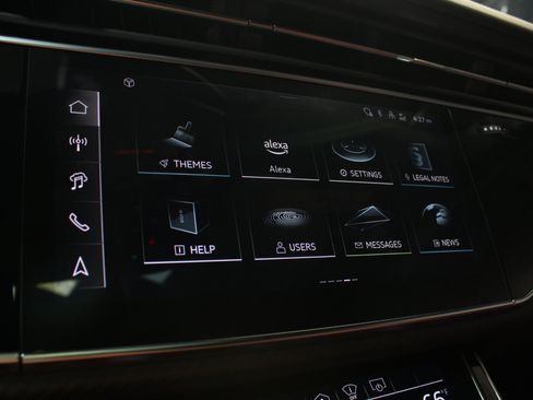 Used 2024 Audi SQ8 Prestige AWD/4WD image 71