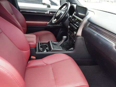 Used 2022 Lexus GX 460 Premium w/ Accessory Package AWD/4WD image 9