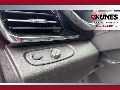 New 2026 Buick Envista Sport Touring image 18