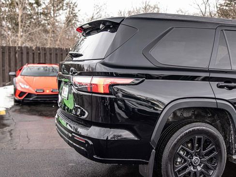 Used 2024 Toyota Sequoia Limited image 14