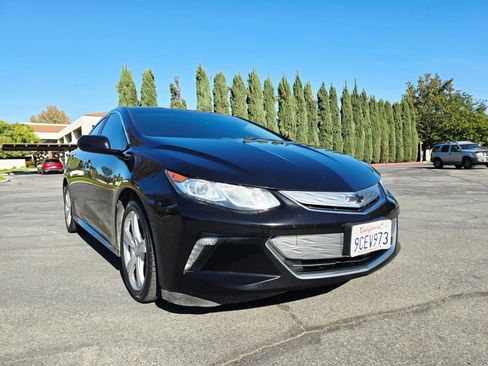 Used 2019 Chevrolet Volt LT image 1