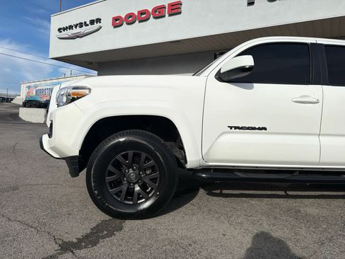 Used 2021 Toyota Tacoma SR5 image 2