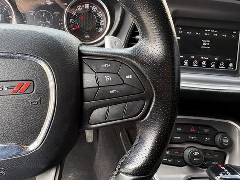 Used 2022 Dodge Challenger GT RWD image 17