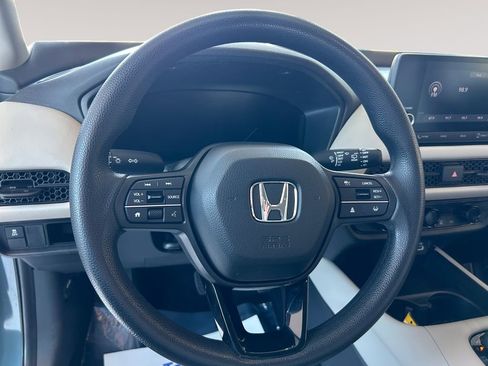 Certified 2023 Honda HR-V LX image 12