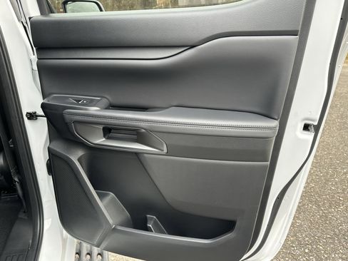 New 2025 Ford Ranger Raptor image 39