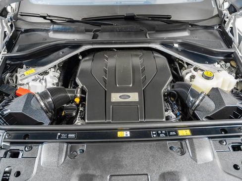 Used 2023 Land Rover Range Rover Long Wheelbase Autobiography image 21