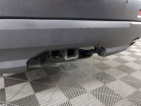 Used 2023 GMC Acadia SLT w/ Elevation Edition image 52