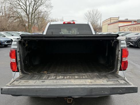 Used 2016 GMC Sierra 1500 SLE w/ SLE Value Package image 5