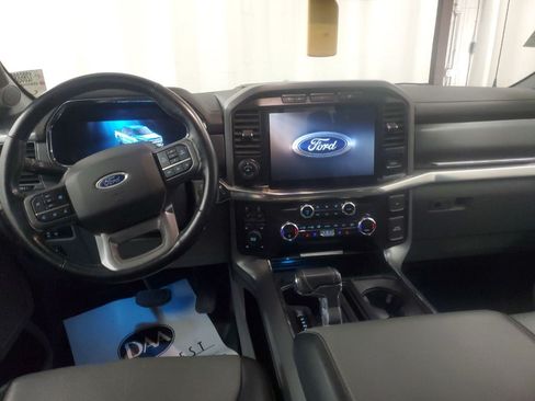 Used 2021 Ford F150 Lariat AWD/4WD image 7