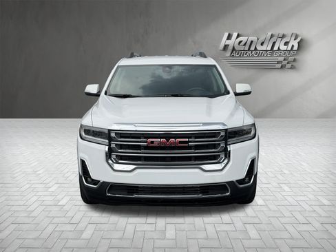 Used 2023 GMC Acadia SLT w/ Trailering Package AWD/4WD image 3