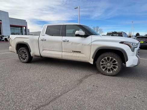 Used 2023 Toyota Tundra Limited image 2