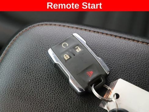 Used 2022 GMC Canyon AT4 AWD/4WD image 3