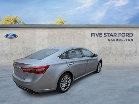 Used 2018 Toyota Avalon Limited w/ All Weather Liner Package image 8