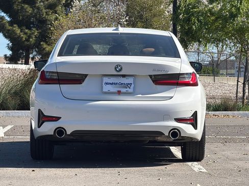 Certified 2022 BMW 330e 330e w/ Convenience Package image 6