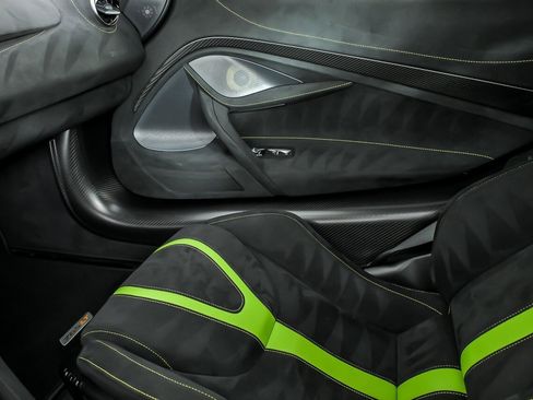 Used 2021 McLaren 765LT RWD image 38
