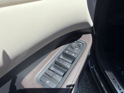 Used 2024 Lexus RX 350 Premium Plus w/ Convenience Package AWD/4WD image 25