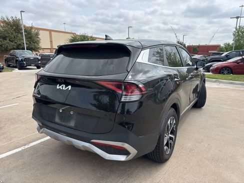 Used 2023 Kia Sportage EX image 3