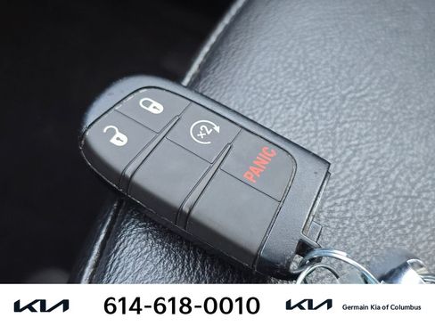Used 2020 Jeep Compass Latitude AWD/4WD image 34