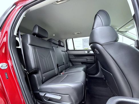 Used 2026 Hyundai Santa Fe SEL AWD/4WD image 19