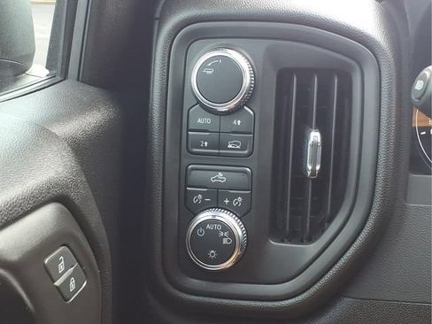 Used 2024 GMC Sierra 1500 Pro AWD/4WD image 13
