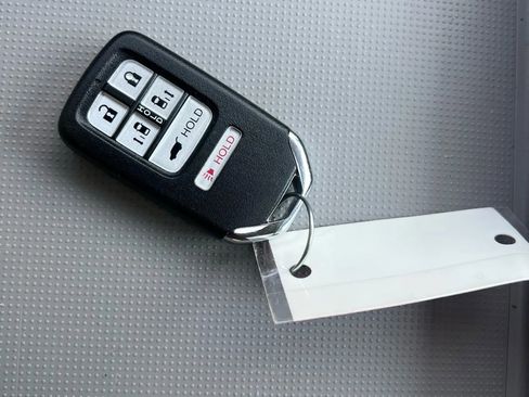 Used 2016 Honda Odyssey EX-L image 43