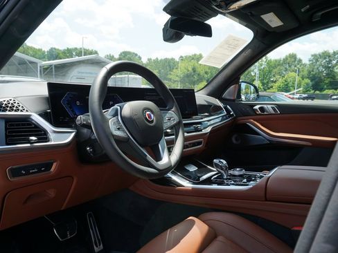 Used 2026 BMW ALPINA XB7 AWD/4WD image 10