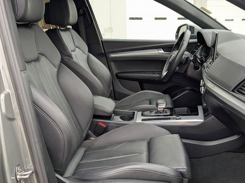 Used 2025 Audi Q5 2.0T Premium image 31