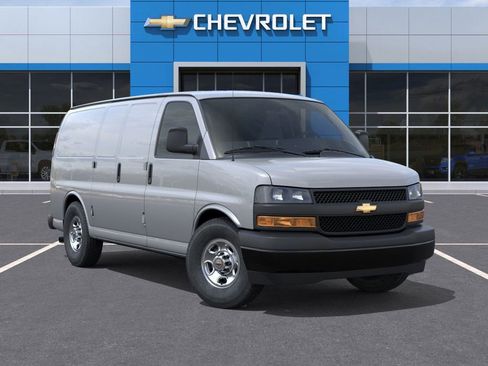 New 2026 Chevrolet Express 2500 image 7